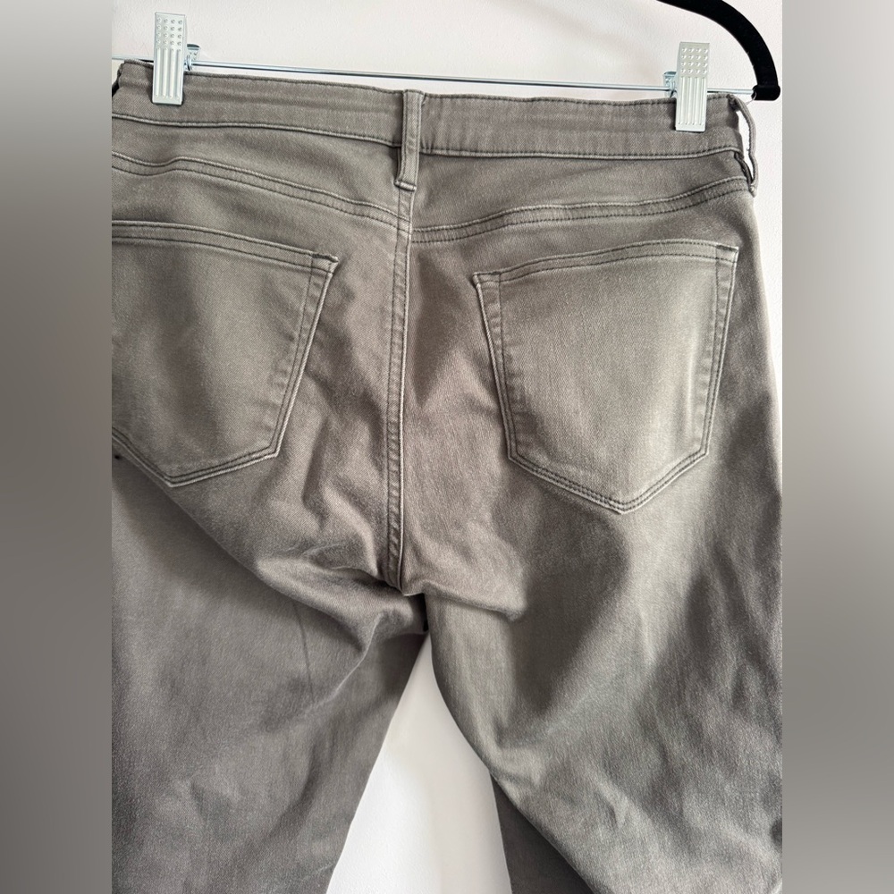 Muji Cropped Jeans in Green-Grey | Size 25 | 10” Rise - Picture 6 of 7
